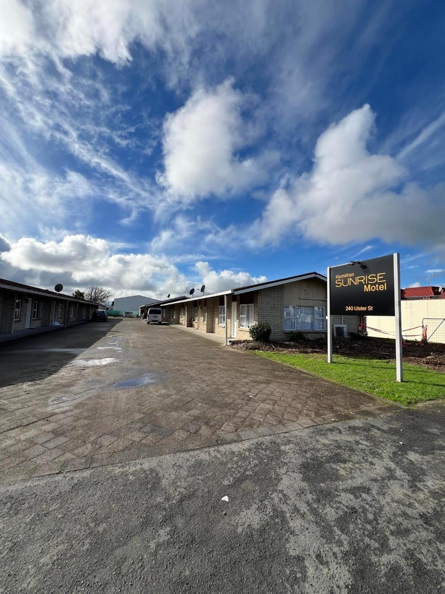 Hamilton Sunrise Motel Εξωτερικό φωτογραφία